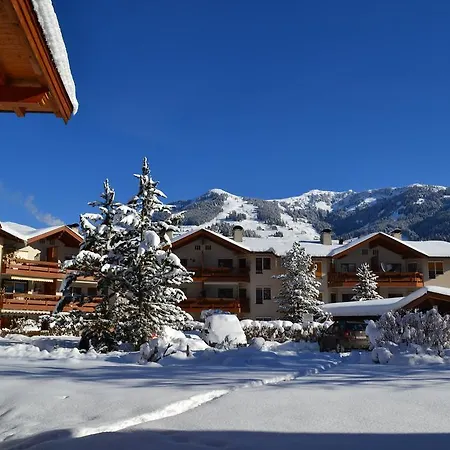 Hotel Aurach 3*