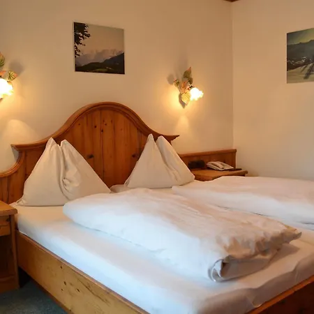 Aurach Otel 3*